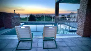 Apartment with private pool Maison Rouge - Image 2