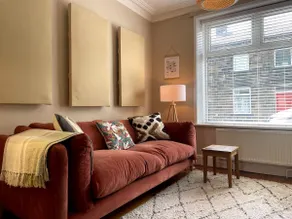 Cheerful, central townhouse - Image 2