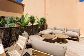Apartment with terrace the Port of Saint-Tropez - Image 3