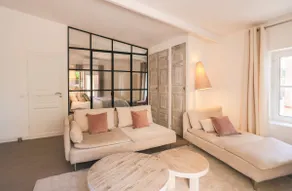 Apartment with terrace the Port of Saint-Tropez - Image 5