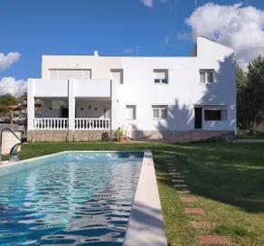 Villa Marqués del Río: an oasis of modern relaxation - Image 2