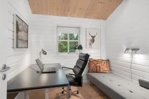 Summer Cottage With Jacuzzi And Sauna - Image 5