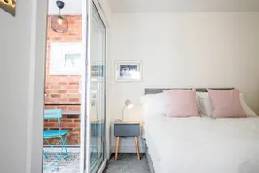 Host & Stay | Croydon Road Abode - Image 3