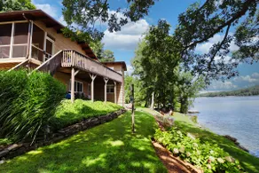 Lakefront Oasis | Kayaks • Hot Tub • Fire Pit - Image 2