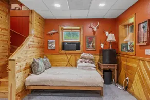 CJ's Cozy Cottage - Image 4
