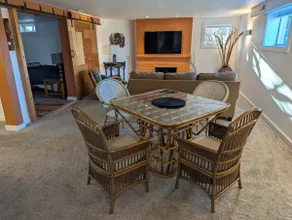 Odin's Cozy 2 Bdr Lower Cottage - Image 3