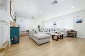 4BD3BR Fine Designed Sophisticated ALL NEW House - Image 2