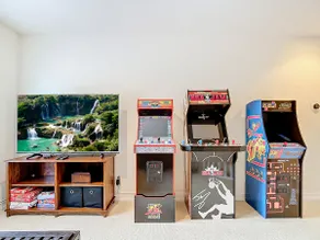 Classic Arcades Heated Pool Home by Beach & Dining - Image 2