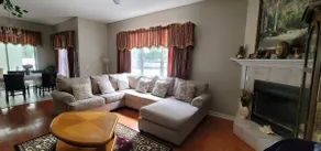 Gorgeous 5 bedroom home w/ pool. No cleaning fee! - Image 4