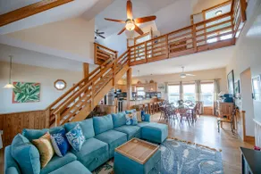 TRULY OceanFront *Pet Friendly* - Image 4
