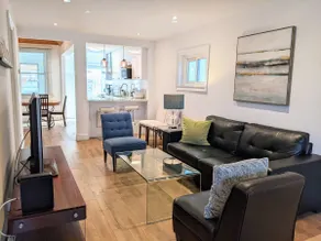 Entire House–Near Transit & Downtown - Image 2