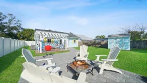 Teddy's Beach House! Only 7 blocks to Beach! - Image 2