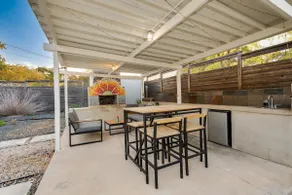 Heart of Austin 3 BR Home + Bonus Karaoke/TV Room - Image 2