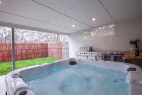 Luxury Blue Mountains | 7BR | Private Cinema - Image 3