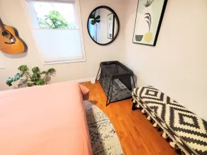 Steps to Sand, Family and Pet Friendly - Image 2