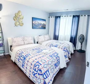 Bright & Spacious Modern House @ Landscape @ AC - Image 4