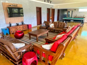 Spectacular Country House overlooking the Dam - Image 4
