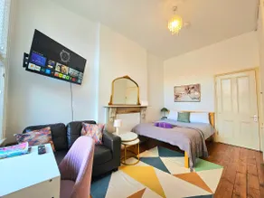 King's Cross Area, Bright Studio Flat on 1st Floor - Image 2