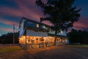 The Deck - Image 5