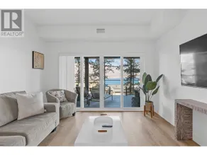 Licensed 2026 Lake View-Beach-Pool snl - Image 2