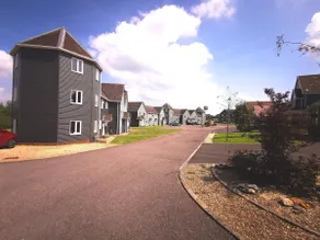 Stylish 3 Bed, Free Parking, Swindon 15 mins away - Image 2
