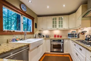 LittleRedHousePLUS~Ht Tb! Near Russian River&Golf! - Image 3