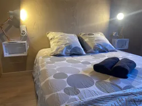 Charming renovated attic - Image 5