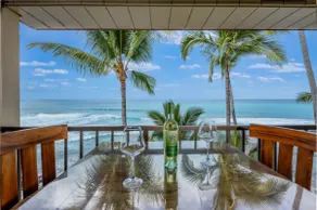 Ocean-front penthouse, sunsets, whales, surfers! - Image 3