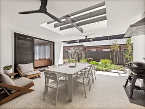 Amila - central location with designed spaces - Image 4