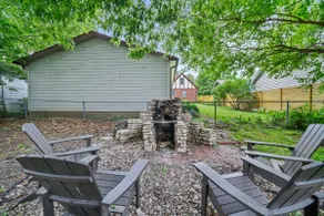 Hot Tub - Movie Theater - Firepit - Near Downtown - Image 3