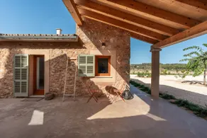 Mallorcan countryside oasis - Image 3