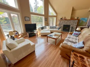 Tip of Peninsula Oasis - Image 4