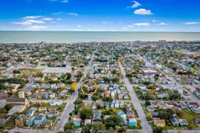 Coastal Breeze: Pool, Firepit & 4 Bathrooms! - Image 4