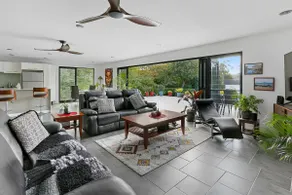 Modern 2 Bedroom Home with Outdoor Cedar Sauna - Image 2