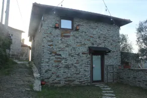 Shanti House - Image 4