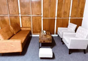 Movie Nest - 2BR - Huge Backyard w Grill - Image 4