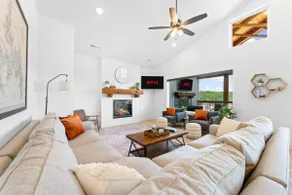 Cozy Lake View Lodge, Pools + Private Sauna & Hot Tub, Private Game & Theater Rm - Image 2