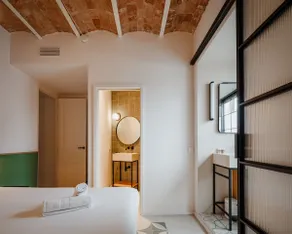 42PAR1049 - Super Bright 2bedrooms apartment in Sa - Image 3
