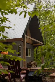 The Barn Retreat - Pool & Private bathroom - Image 3