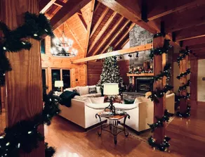 Misty Mountains Lodge - Image 2