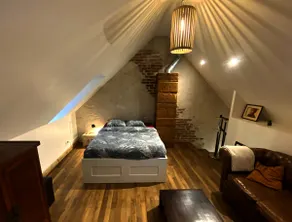 Charming guest house with garden - Image 3