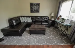 All Private 2bed, 1bath w/patio - Image 4