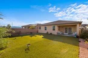 Spacious and comfortable one-story villa - Image 2