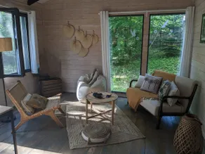 Superior Lodge with Hot Tub for 4 people - Image 2