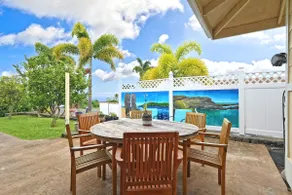 Spacious Kona Retreat • AC • Sleeps 6 • Lanai - Image 2