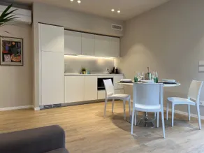 Apartment with balcony in the historic center - Image 3
