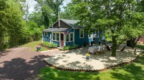 Charlestown Cottage at Cattail Bend - Image 2