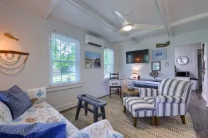 Charlestown Cottage at Cattail Bend - Image 3