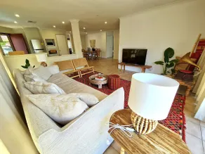 Charming 4BR Picket Fenced House - Image 5
