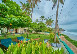Cliff Edge Beach View Cottage with Private Beach - Image 3